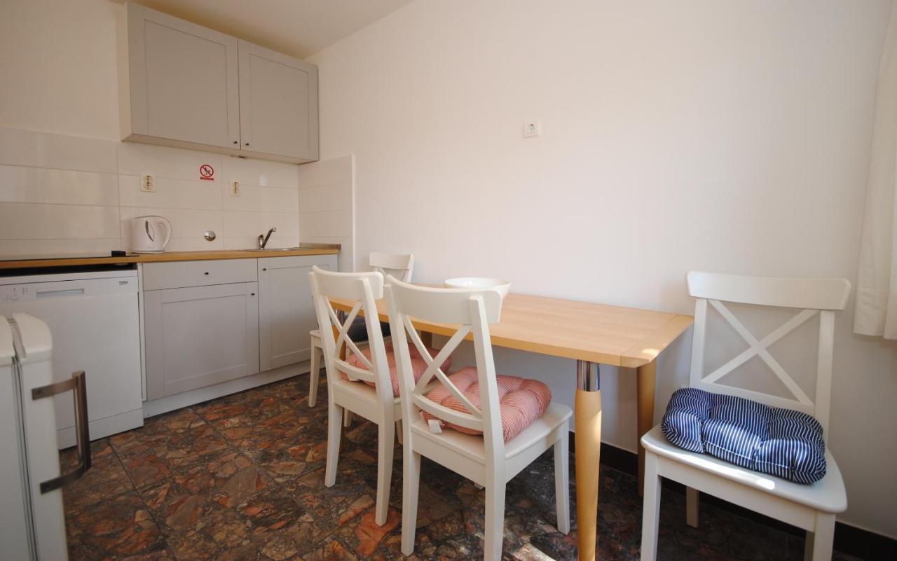 Rooms Dilk Vis Luaran gambar